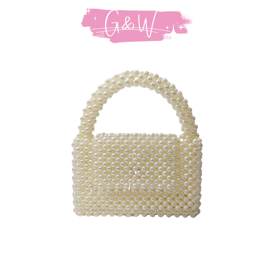 Pearl White Beaded Handbag/A Combination of Elegance and Fashion